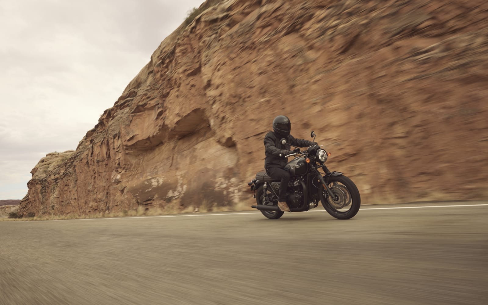 Triumph Bonneville T120 Black – galeria 4