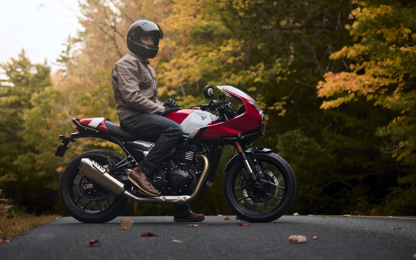 Triumph Thruxton 400 – galeria 4