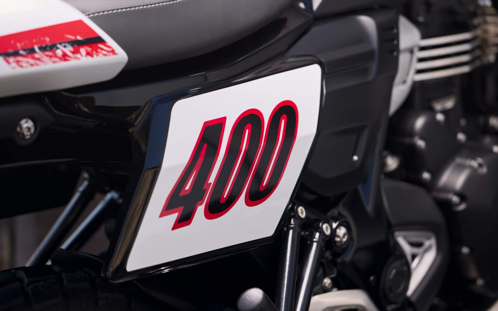 Triumph Tracker 400 – galeria 1
